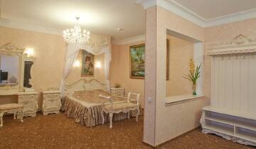 КОРОЛЕВСКИЙ ЛЮКС в Гостинице Чеботарев